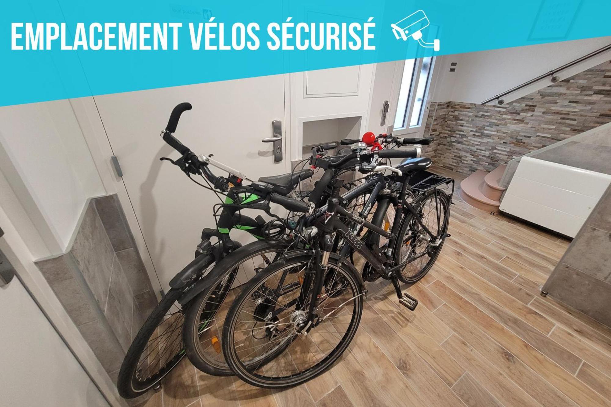 Cocon D'Hiver - Netflix & Wifi - Parking Gratuit - Check-In 24H24 - Kit Bebe Inclus - Emplacement Velos - Goodmarning Châlons-en-Champagne Exterior foto