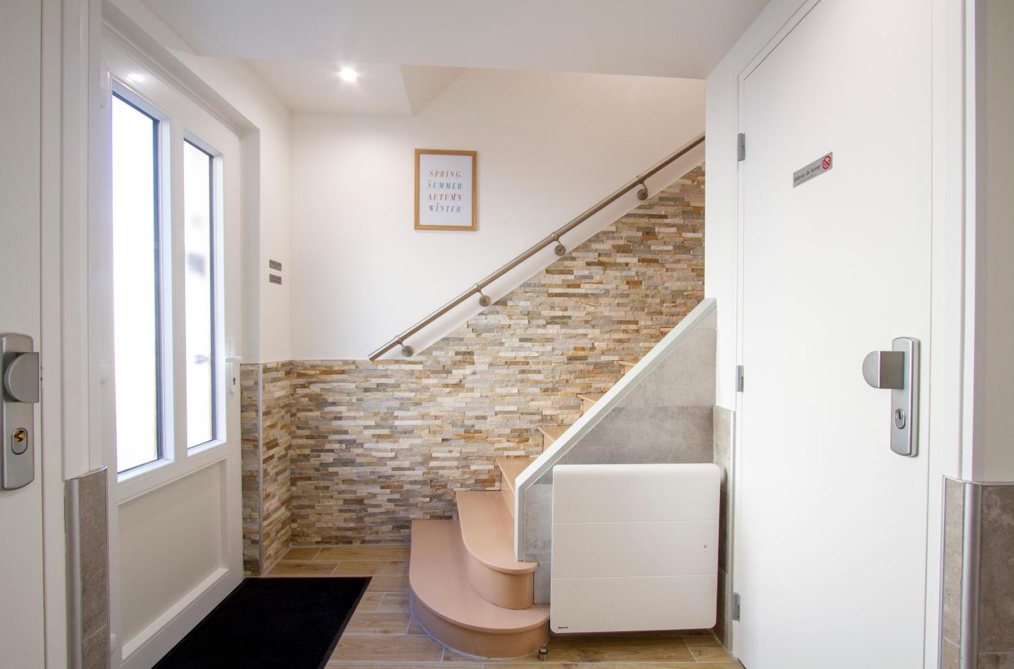 Cocon D'Hiver - Netflix & Wifi - Parking Gratuit - Check-In 24H24 - Kit Bebe Inclus - Emplacement Velos - Goodmarning Châlons-en-Champagne Exterior foto